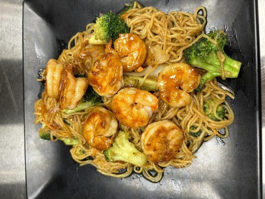 Shrimp yakisoba