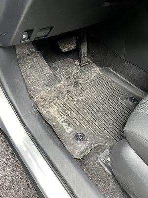 Dirty floors mats