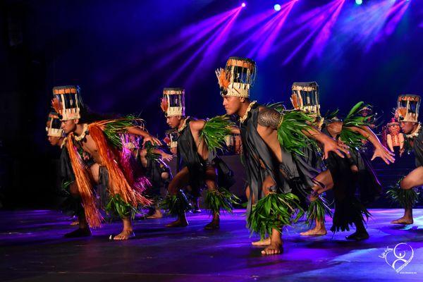 Nonosinas "Tāne" class at Hura Tapairu (TFTN, Tahiti)