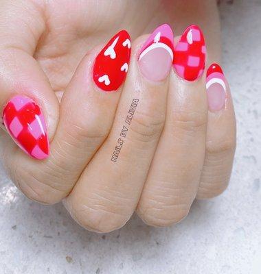 Valentines Day Checkered Pink and Red Nails