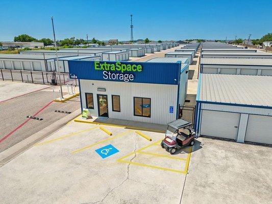 Alternate Beauty Image - Extra Space Storage at 1300 W Stan Schlueter Loop, Killeen, TX 76549