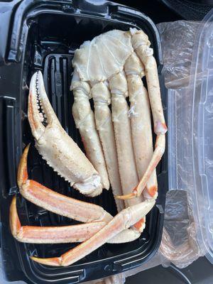 1 claw is 1/2 lb of Crablegs