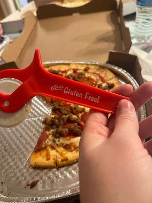 Disposable pizza cutter!