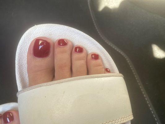 My perfect toes were done by Linda  She was great on the touch..  Amazing massage!!! Great personality too..