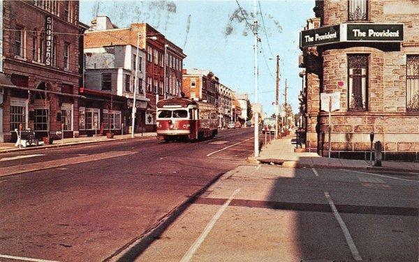 Vintage 1975 postcard of trolley approaching Veteran's Square Station stop.