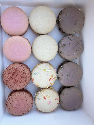 12 pack assorted macaroon