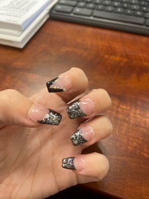 Lux Nails And Spa