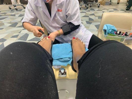 Pedicure *sorry for my dirty leggings