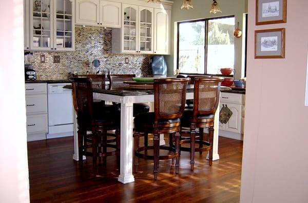 Maple Toasted Almond Glaze Cabinets - Granite Countertop