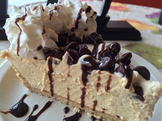 Peanut butter pie