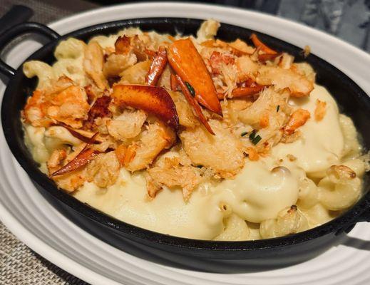 Lobster Mac n cheese