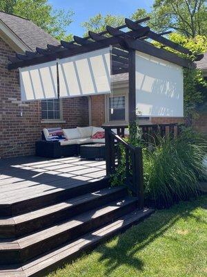 Outdoor solar shade