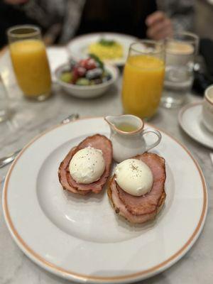 Brunch meal: Eggs Benedict with bacon