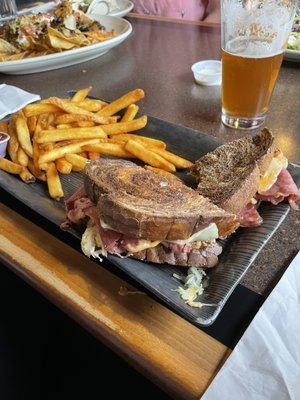 Ram Grand Reuben No 506 Sandwich