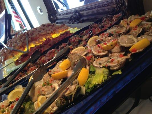 Raw Bar selection at Latitude's Sunday Brunch. Oysters, Scallops, Tuna, Gulf Shrimp