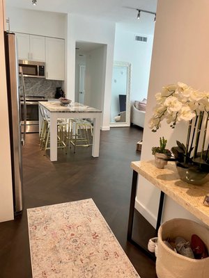 Entryway/Kitchen