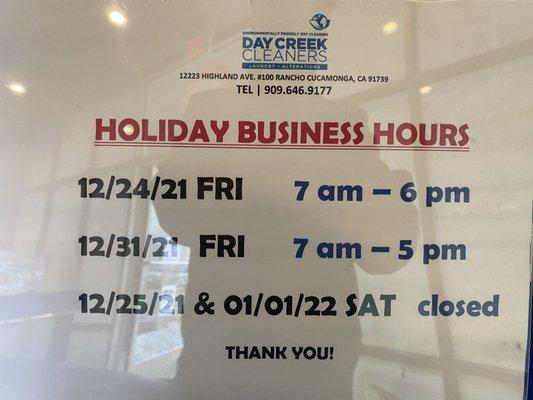 Holiday Business Hours 2021