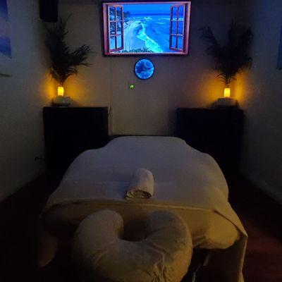 The Massage rooms, so cozy!