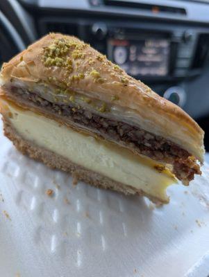 Baklava cheesecake