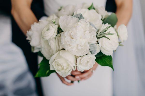 Floral - Fleur Chicago 
 Venue - Ivy Room Chicago 
 Photo - Chrystl Roberge Photography