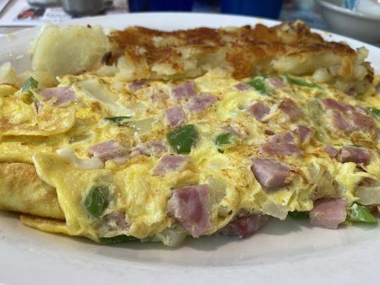 Western omelet with cheese