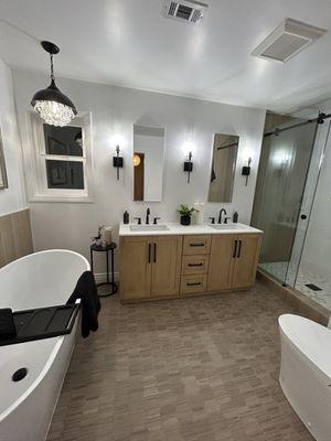 Cabinet Flooring & Bath Design