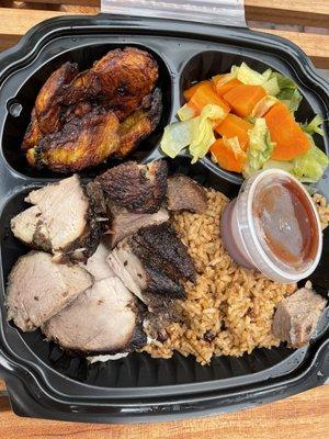 Jerk Pork with plantains, veggies and rice