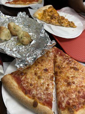 Garlic Knots, cheese pizza, pepperoni pizza and  Chicken Bacon Ranch