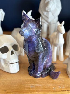 Painted faceted cat