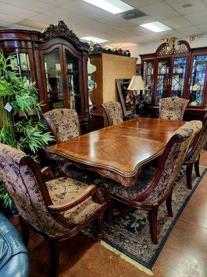 Michael Amini Dining Room Set