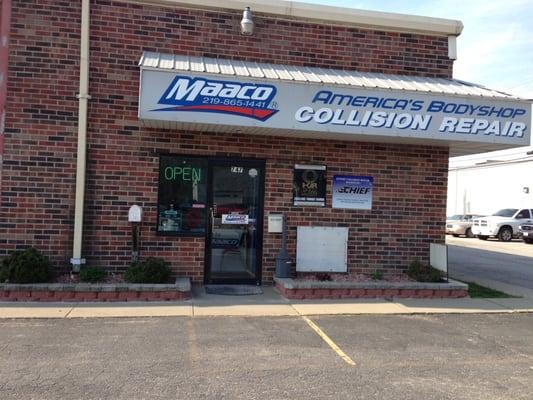 Maaco Auto Body Shop & Painting