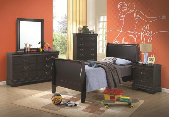 Twin 5pc Bedroom Set $829 Louis Philippe