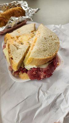 Corned Beef and pastrami 17 oz