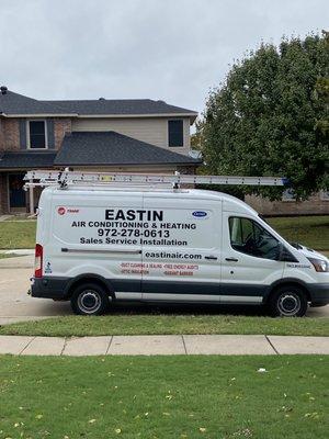 Eastin Air Van