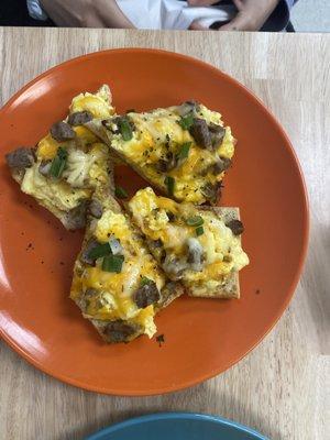 Breakfast pizza