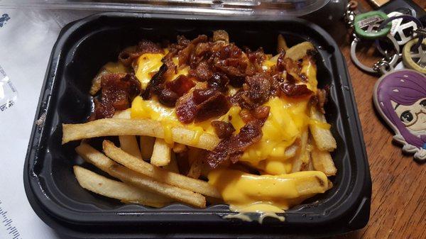 looks kinda small for a large. Baconator Fries (very strong cheese)