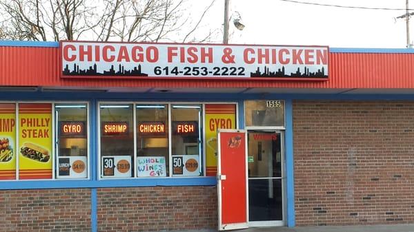 Like the places in Chicago, it has all the favorites.