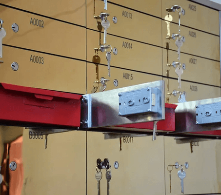 Open and replace Bank safe deposit locks