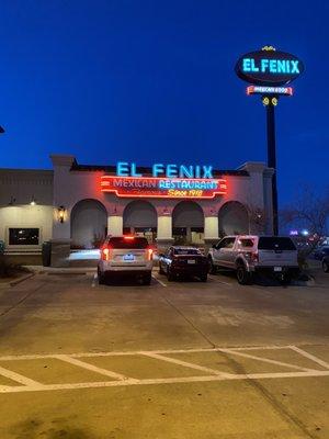 Welcome to El Fenix