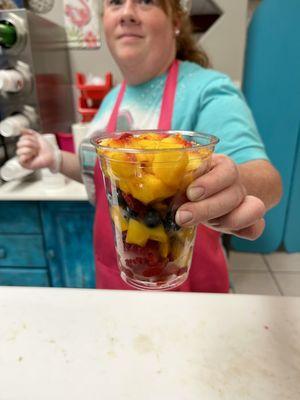 Regular size - the fruit filled cup