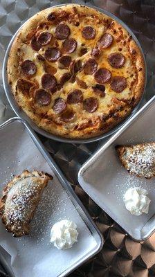 Chorizo 8" pizza and dessert empanadas