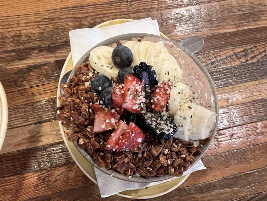 Power bowl - acai and hemp protein with fruit and granola