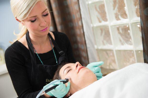 Let expert Esthetician Julie recommend the perfect treatments for your skin! Our Silkpeel Microdermabrasion treatment pictured here