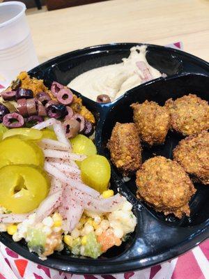 Falafel platter