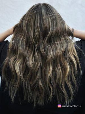 Arie signature Blonde balayage