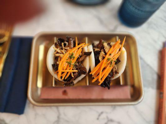 Mushroom bao buns