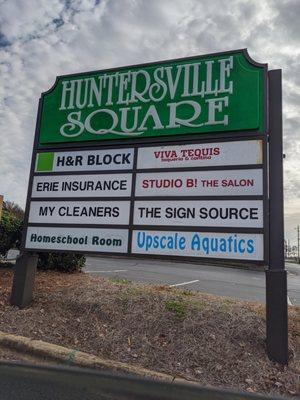 Huntersville Square shopping center