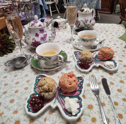 The scones were outstanding on their own, but then you add the jelly and cream... an incredible delight for the palate.