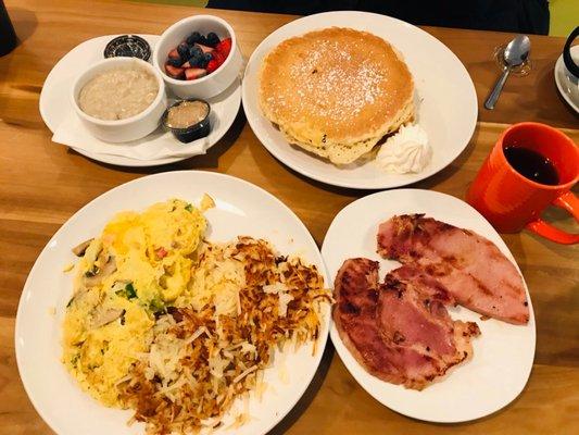 Garden Omelette, ham, Antique Buttermilk Pancake, Oatmeal