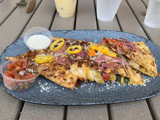 Vegetable quesadilla with shrimp